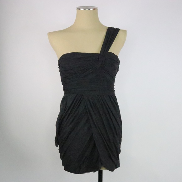 LaRok Dresses & Skirts - LaRok Luxe Black One Shoulder Dress Women’s Small